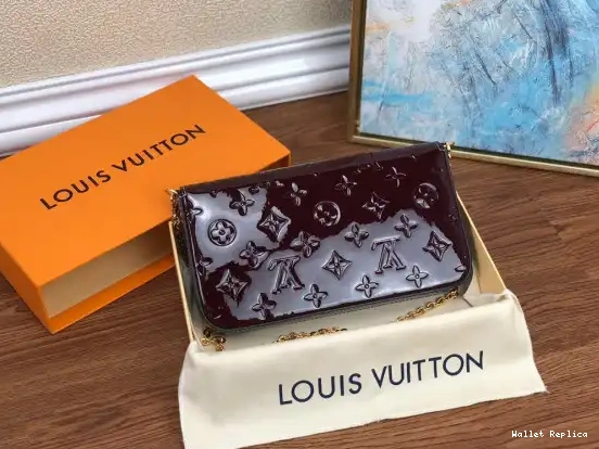 Affordable LOUIS POCHETTE VUITTON FÉLICIE 0525